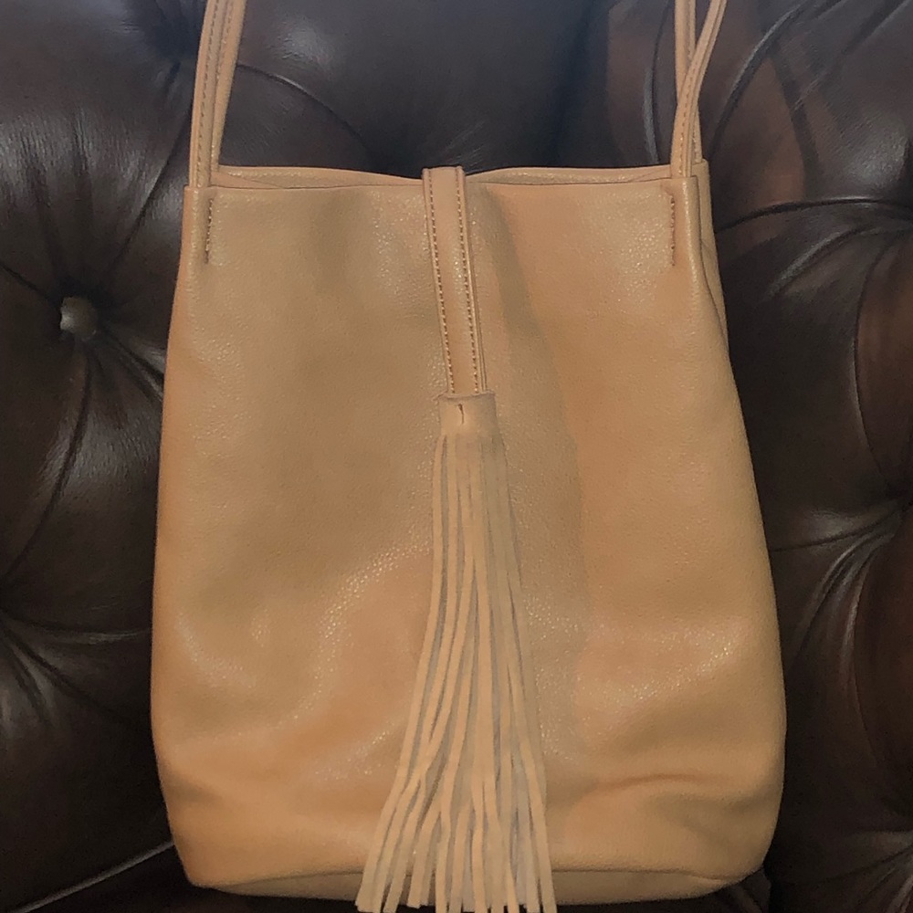 Street Level Fringe shoulder bag